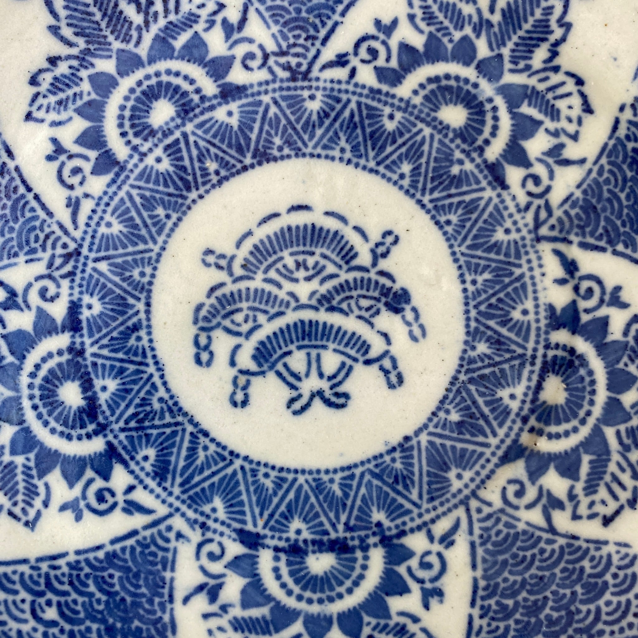 訳あり】波千鳥と星型の印判中皿 (B) | むかしのうつわ 迦史庵