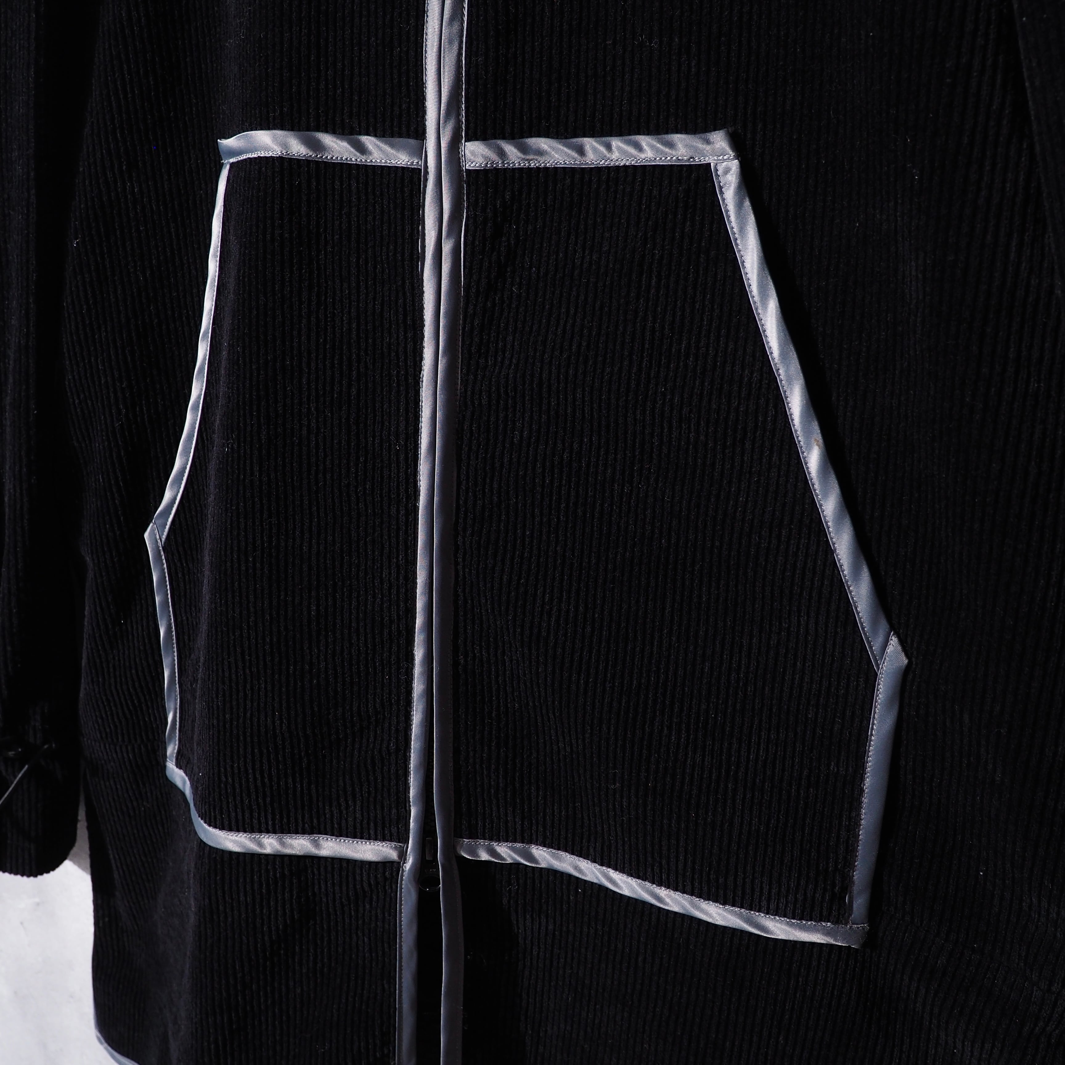" PRDX " Black Corduroy × Piping Line Embbossed Hoodie coat