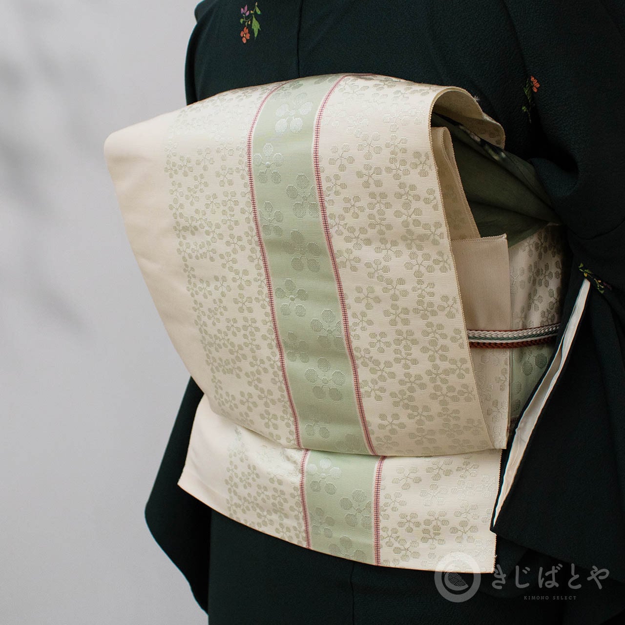 正絹博多帯 白地に青磁のなごや