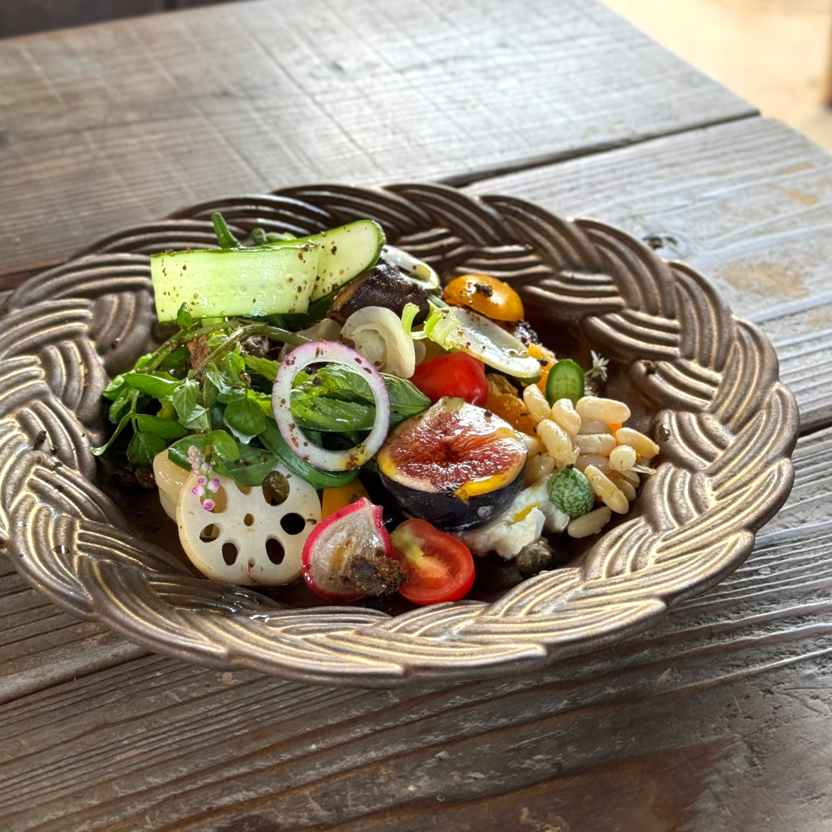 ami-amiプレート L 金泥 | 24to3［西富陶磁器オンラインストア 有田焼