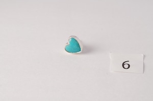 ⑥ピアス Kingman Heart