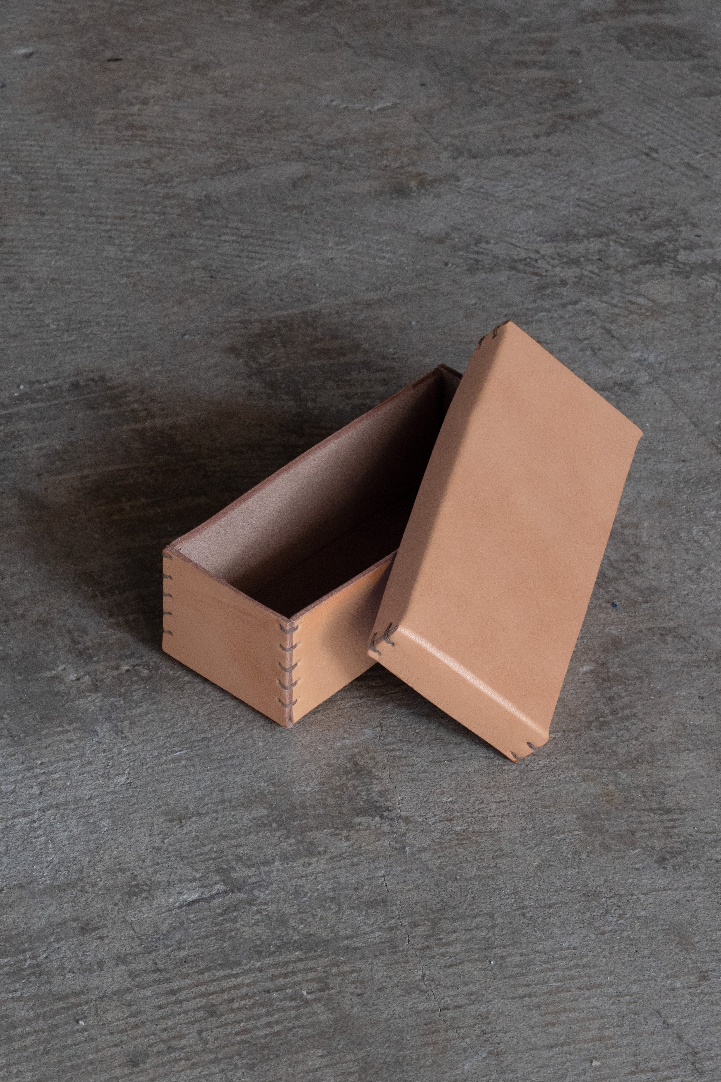 Leather box rectangle / M | 高級皮革ならminca｜栃木レザーのバッグ
