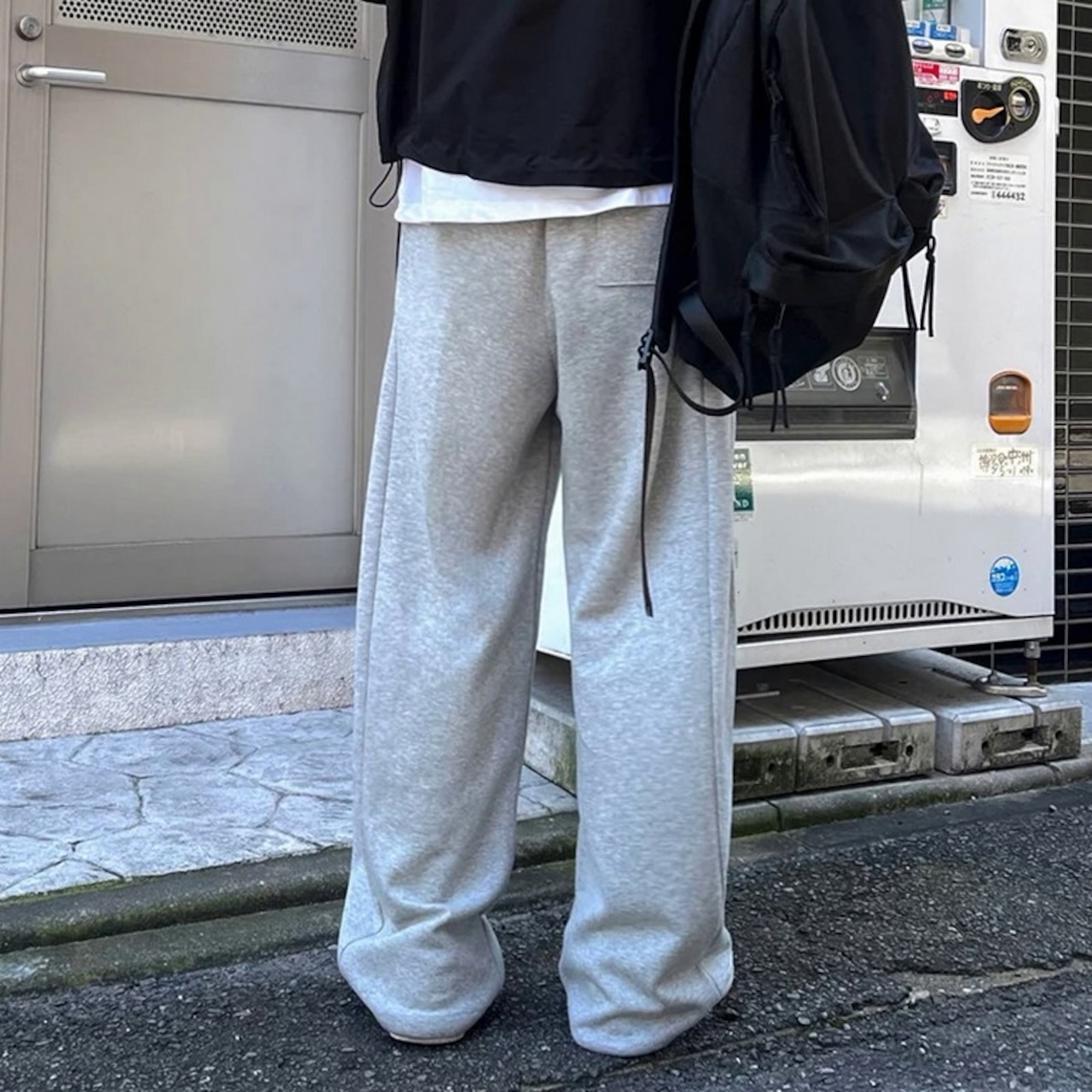ドレープサイドストラップスウェットパンツ　1261
