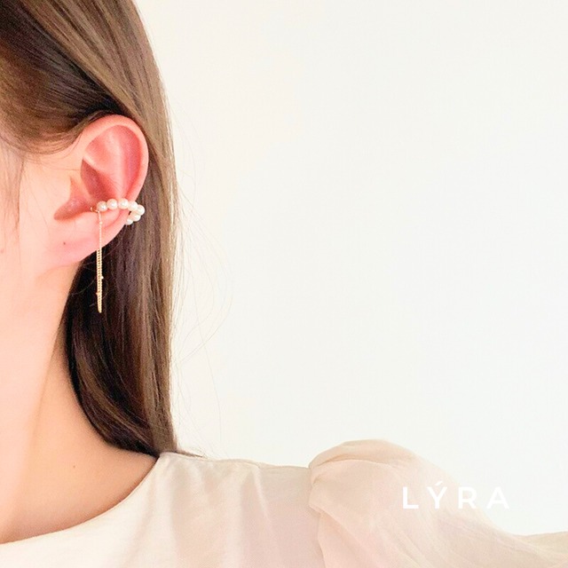 フェミニンパールチェーンイヤーカフ