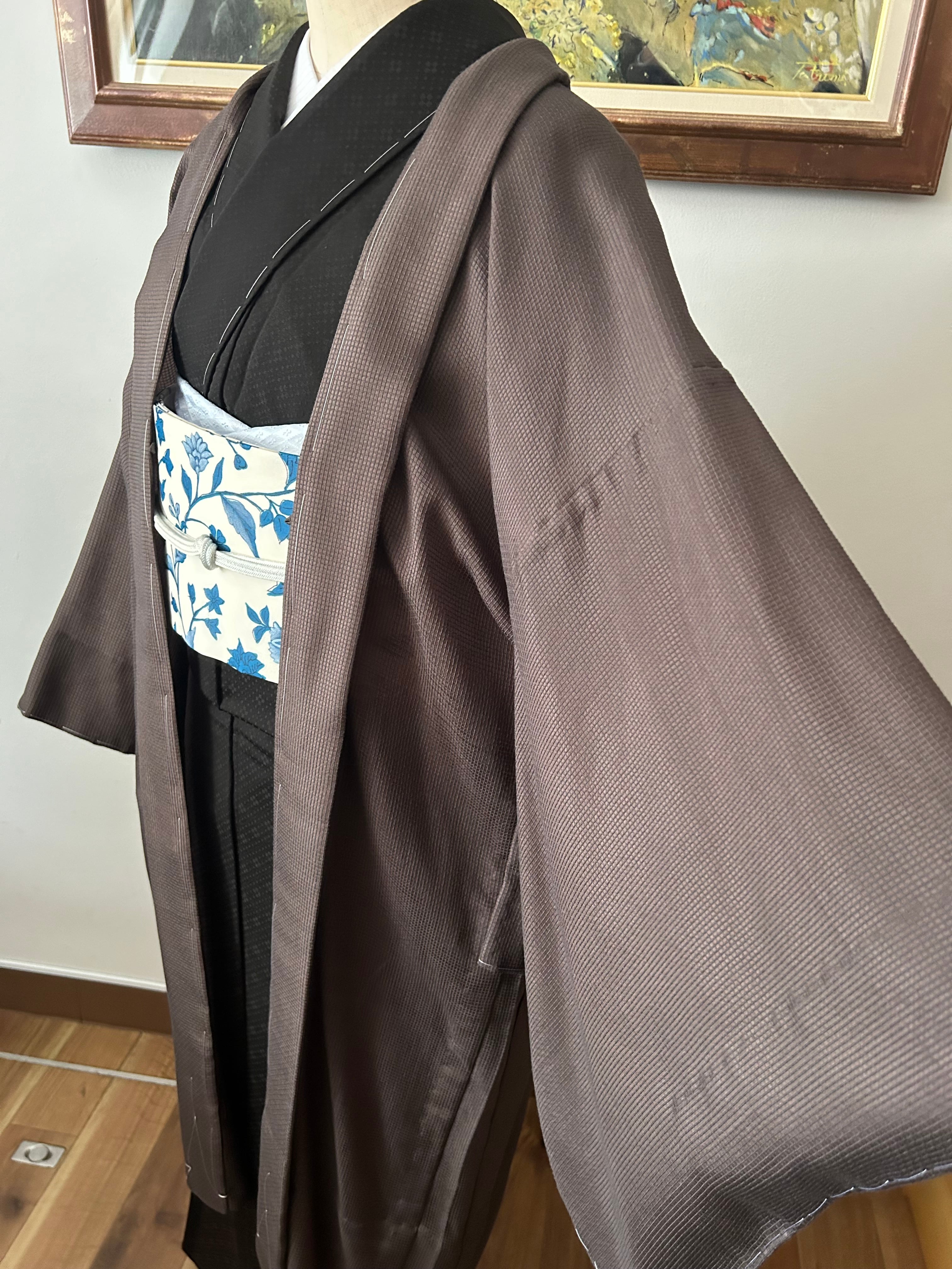 絹 ちりめん 喪服羽織 裄65.5 ぼろく 袖丈43.5身丈78羽織紐付き