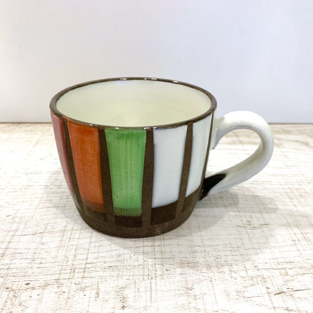 【波佐見焼】【瑞幸】【撥水十草】【マグカップ】 かわいい 土物