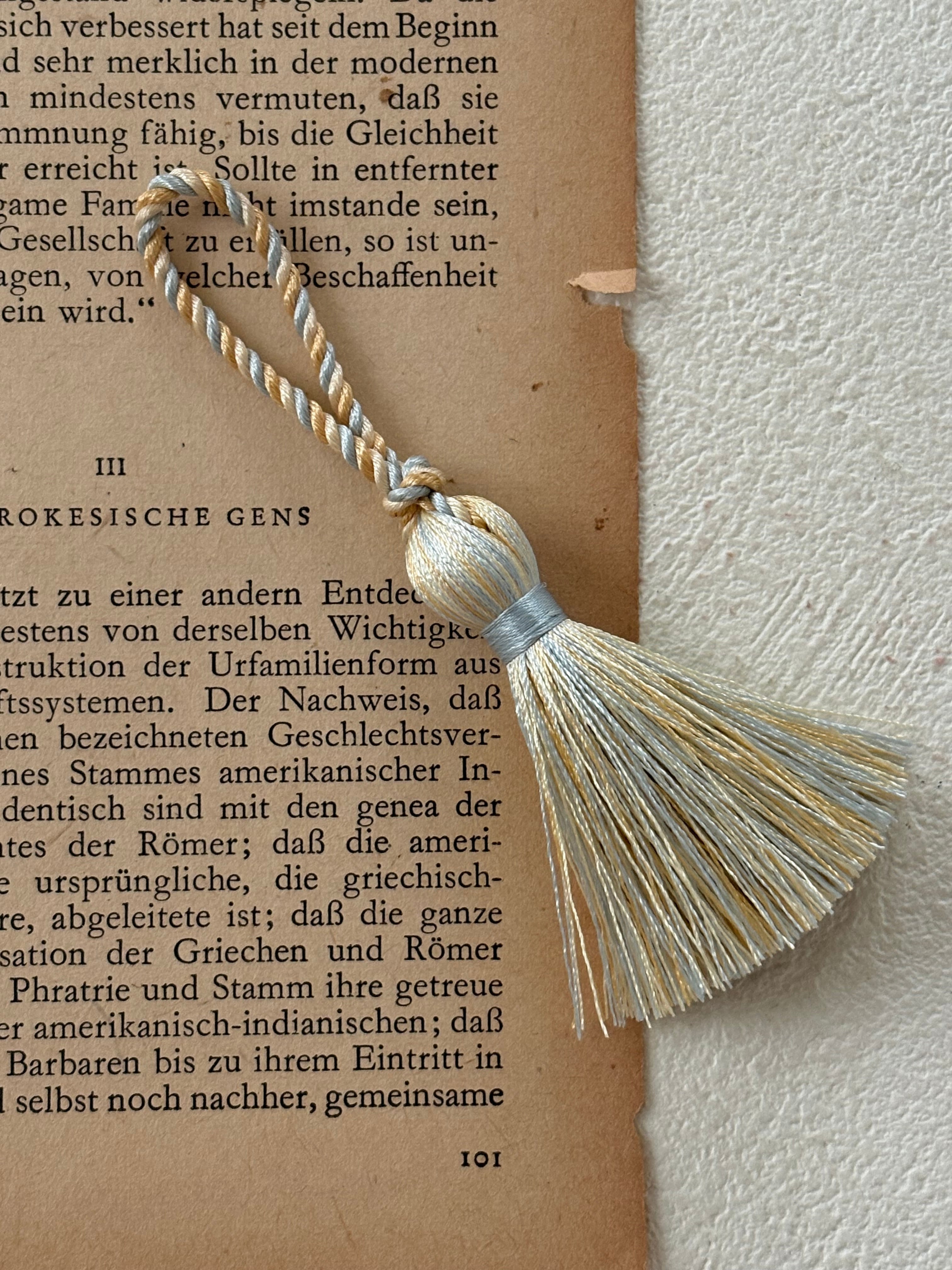 フランス 輸入デザインタッセル 5cm カルトナージュ チャーム アクセサリーパーツ インテリアタッセル 撮影小物 インテリア小物