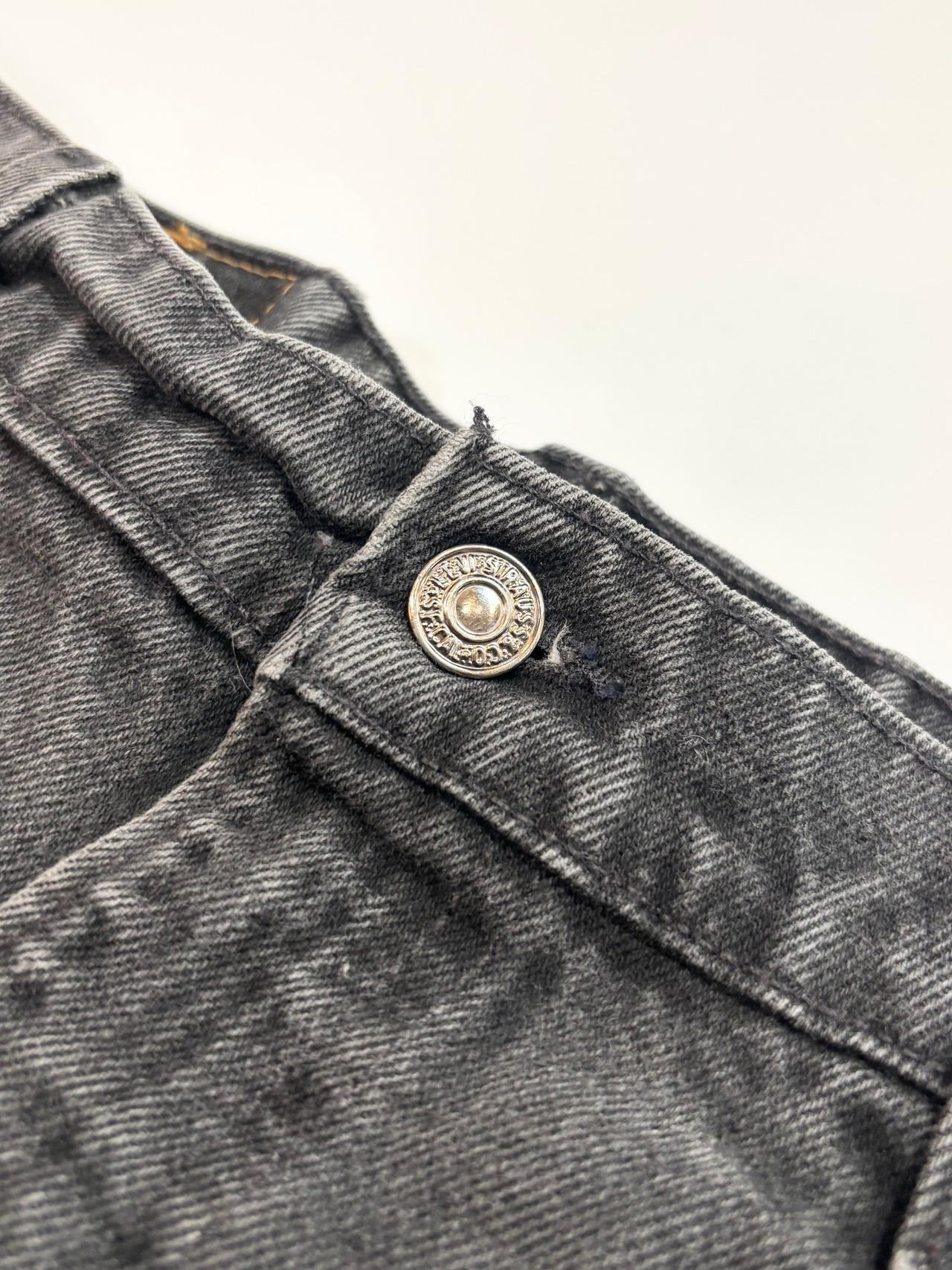 90s Levi’s 505 BLACK DENIM PANTS MADE IN USA Size W38L30→W37.5L30