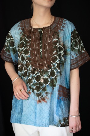 1970-80s Embroidery shibori top