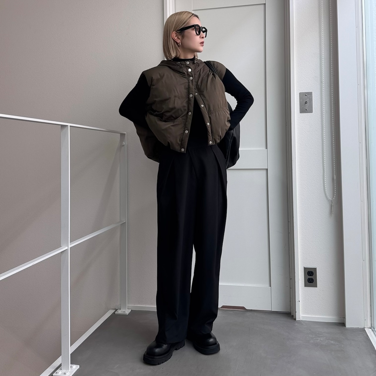 スラントウエストタックPT/ブラック