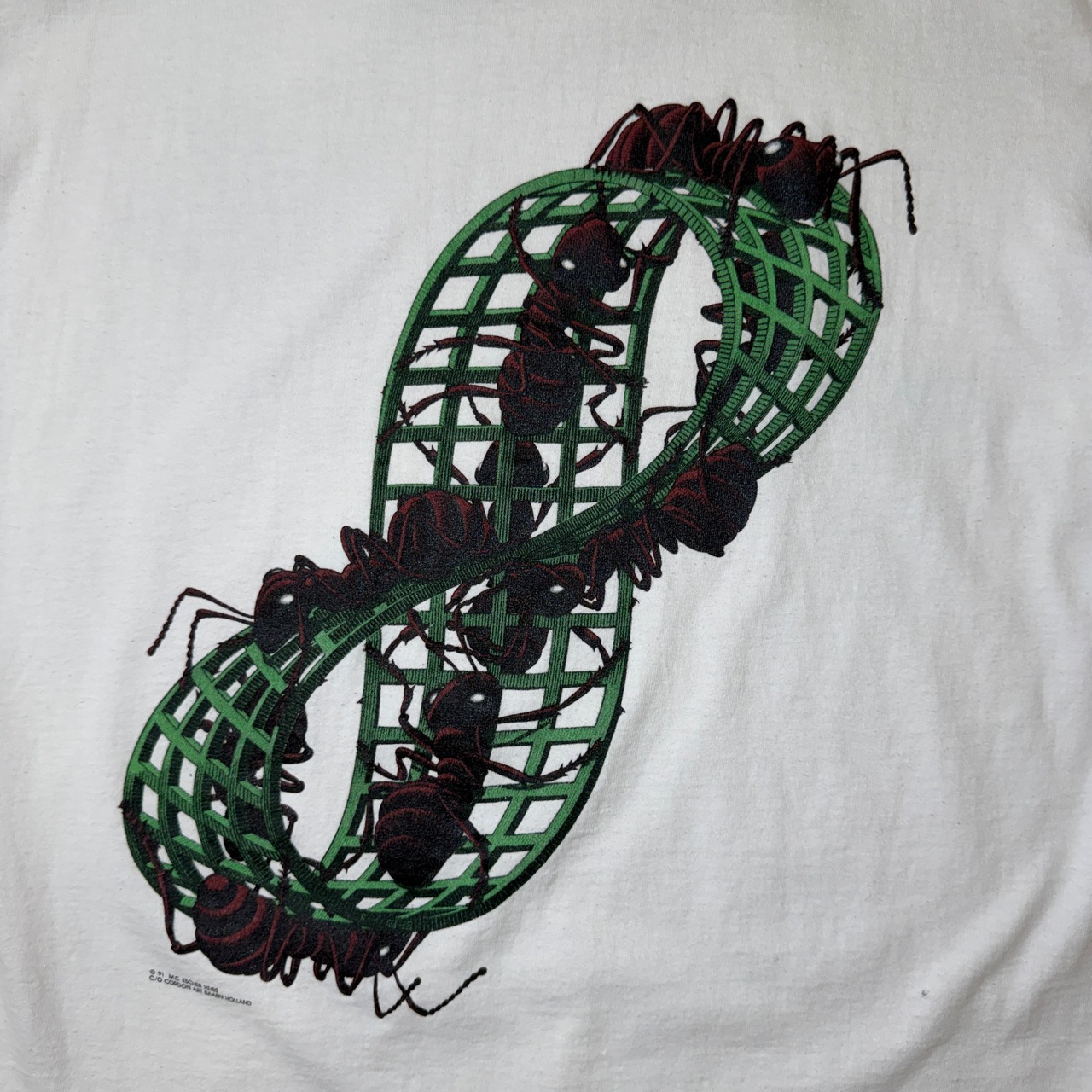 90's M.C.Escher "Mebius Strip II (Red Ants)" Printed T-Shirt USA ANDAZIA ART 90年代 エッシャー メビウスの帯II(赤蟻) プリント Tシャツ アメリカ ヴィンテージ ビンテージ だまし絵 アート TT2026-0005 - 4