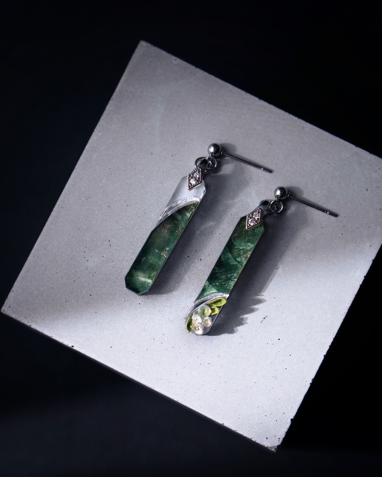 薫風と翠　-鈴蘭-