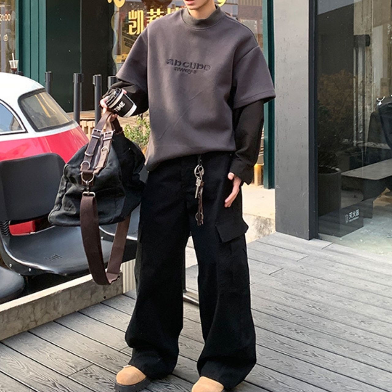 フェイクツーピースラウンドネックロゴスウェット　1173