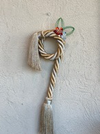 しめ縄　~ネジッテール（ ゴールド）~