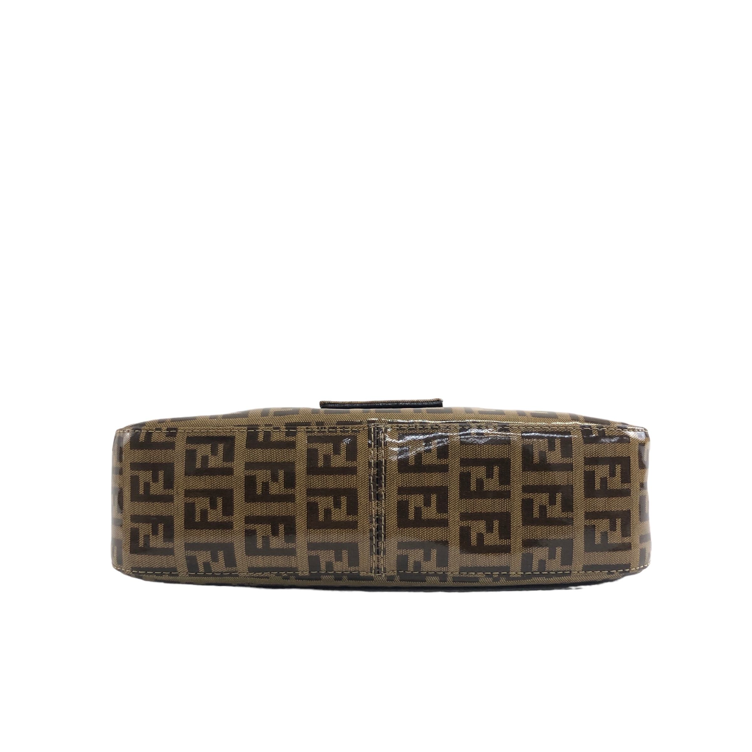 FENDI フェンディ ズッキーノ ショルダーバッグ ブラウン