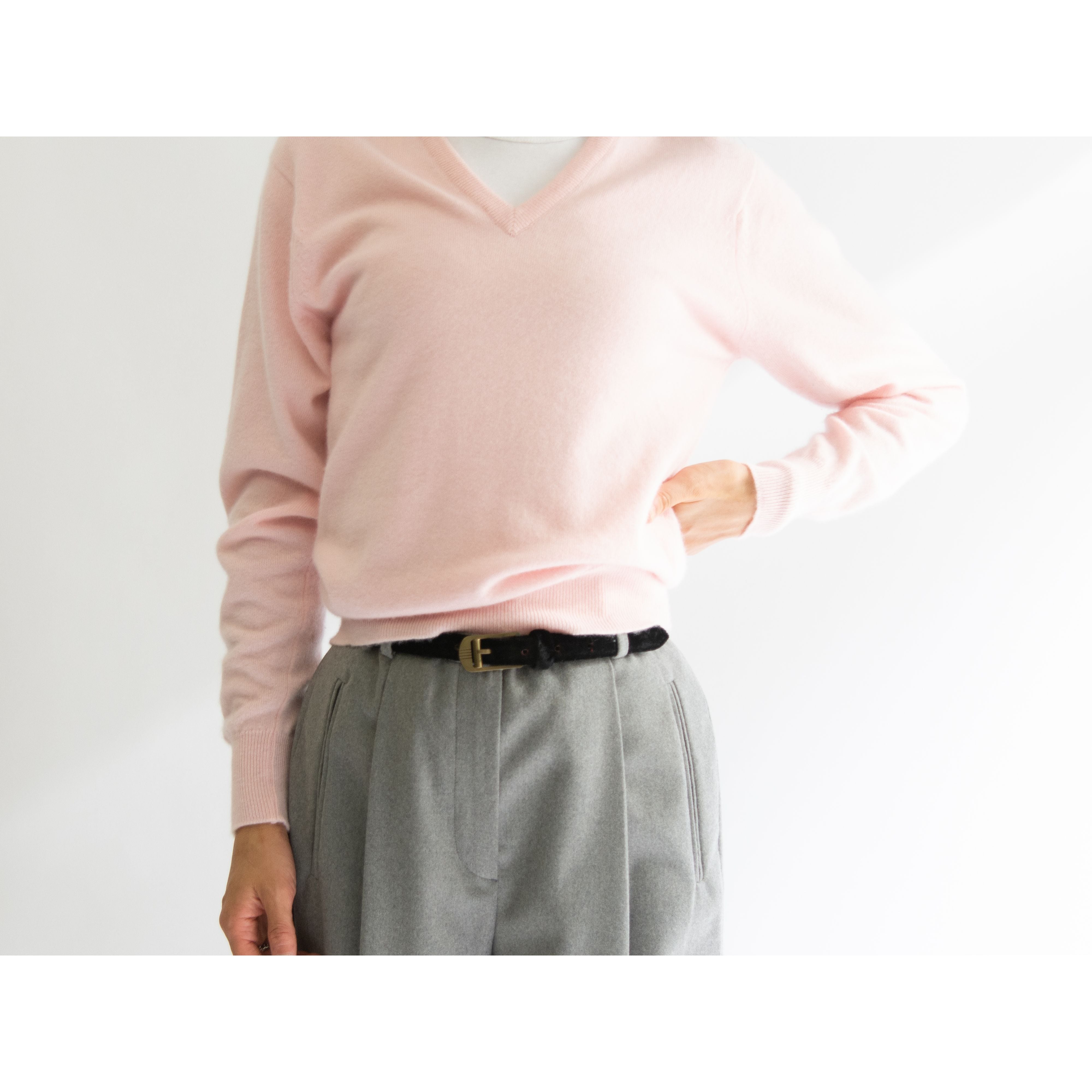 Lyle & Scott】Made in Hawick Scotland 100% Cashmere V-neck Lyle & Scott】Made in Hawick Scotland 100% Cashmere V-neck