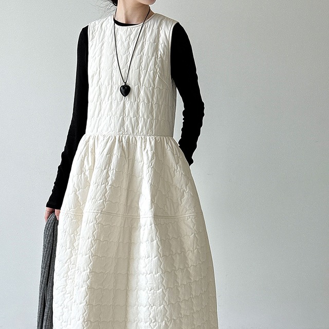 【dress】ノースリーブ中綿キルティングワンピース Q6889