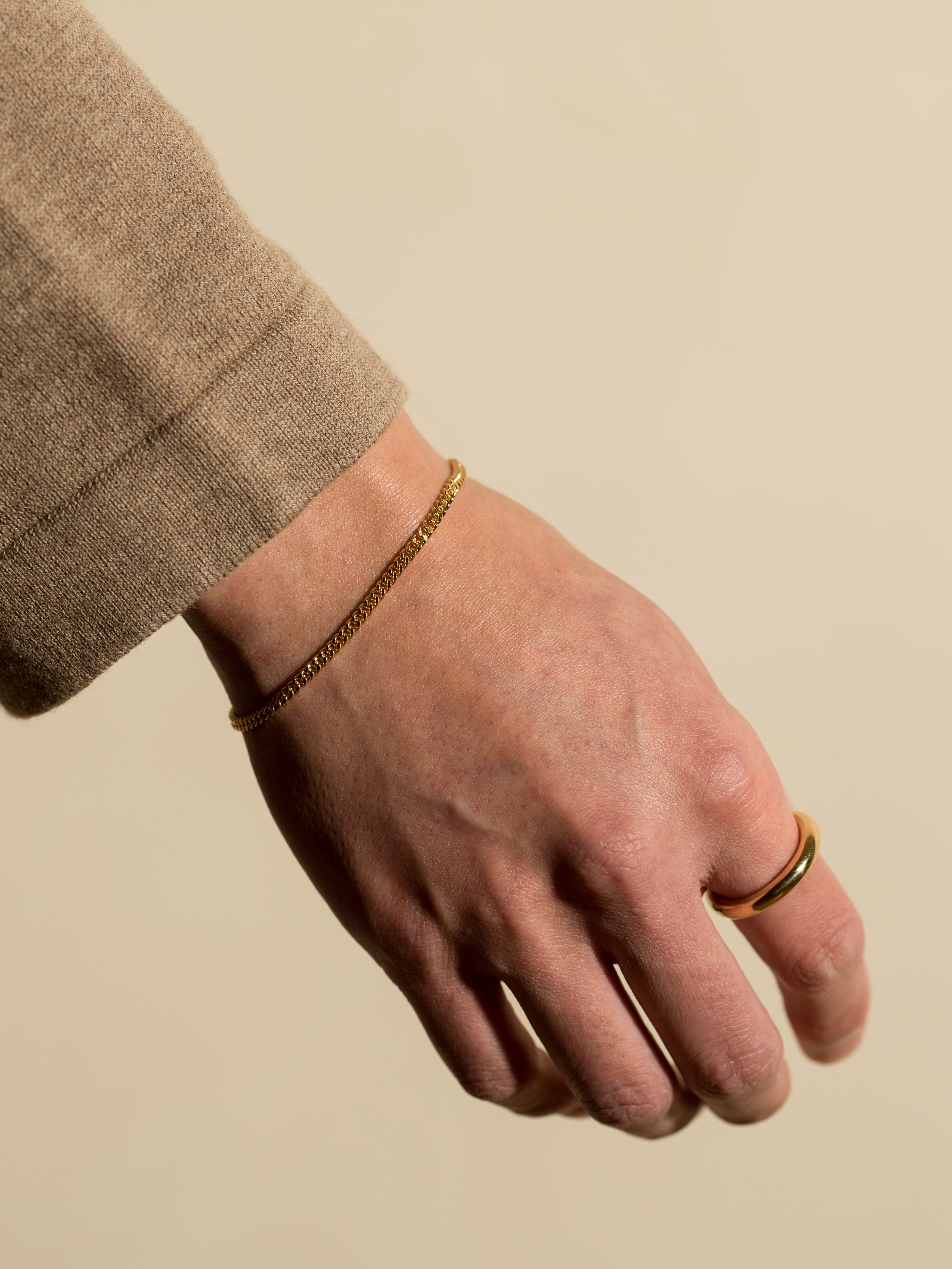 18k Gold Flat Chain Bracelet | Fabulous Sounds 18k Gold Flat Chain Bracelet | Fabulous Sounds
