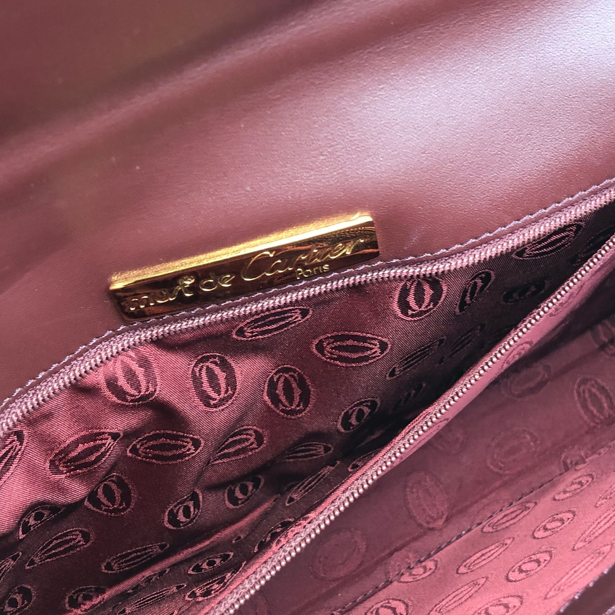 Cartier カルティエ マストライン ショルダーバッグ ボルドー レザー Cartier カルティエ マストライン ショルダーバッグ ボルドー ターン