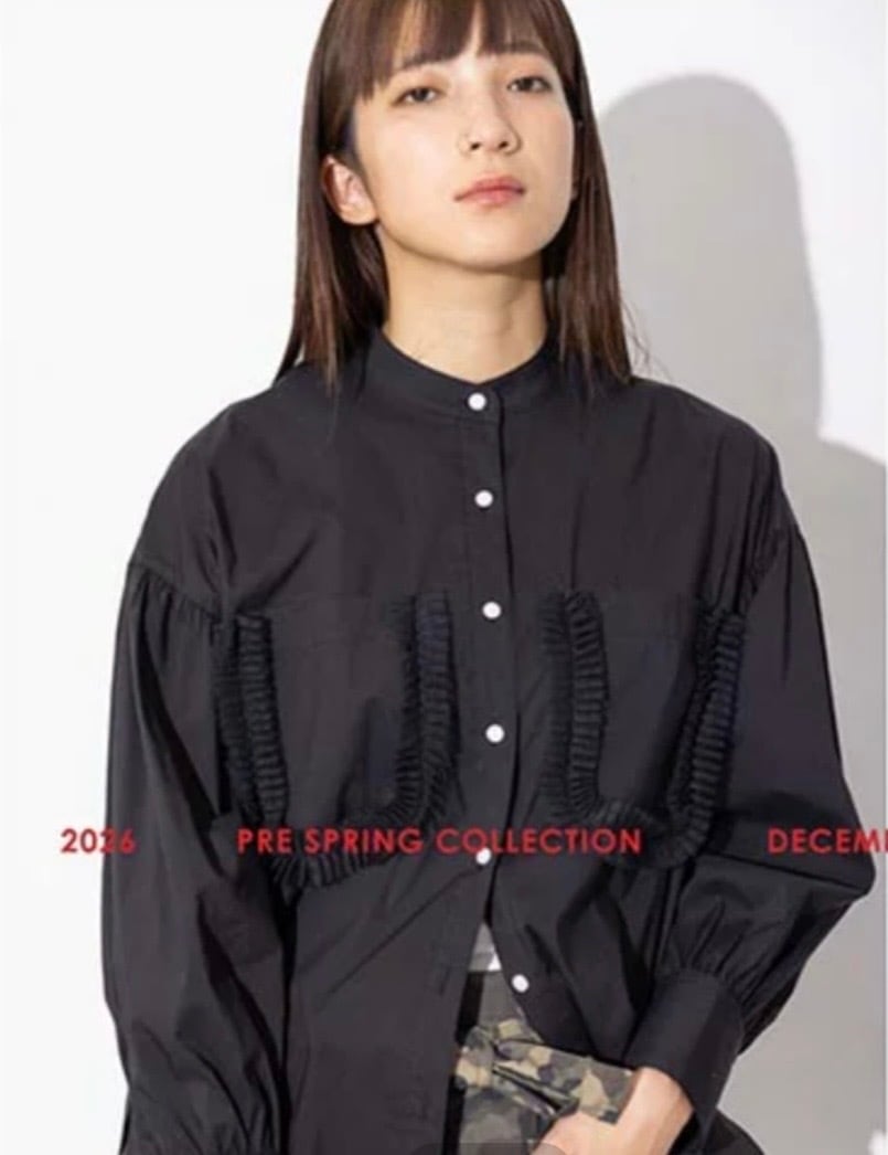 【新品タグ付き】MARGAUX VINTAGE ポケットフリルブラウス margaux vintege ポケットフリルブラウス | BENE COLLECTION(ベーネ