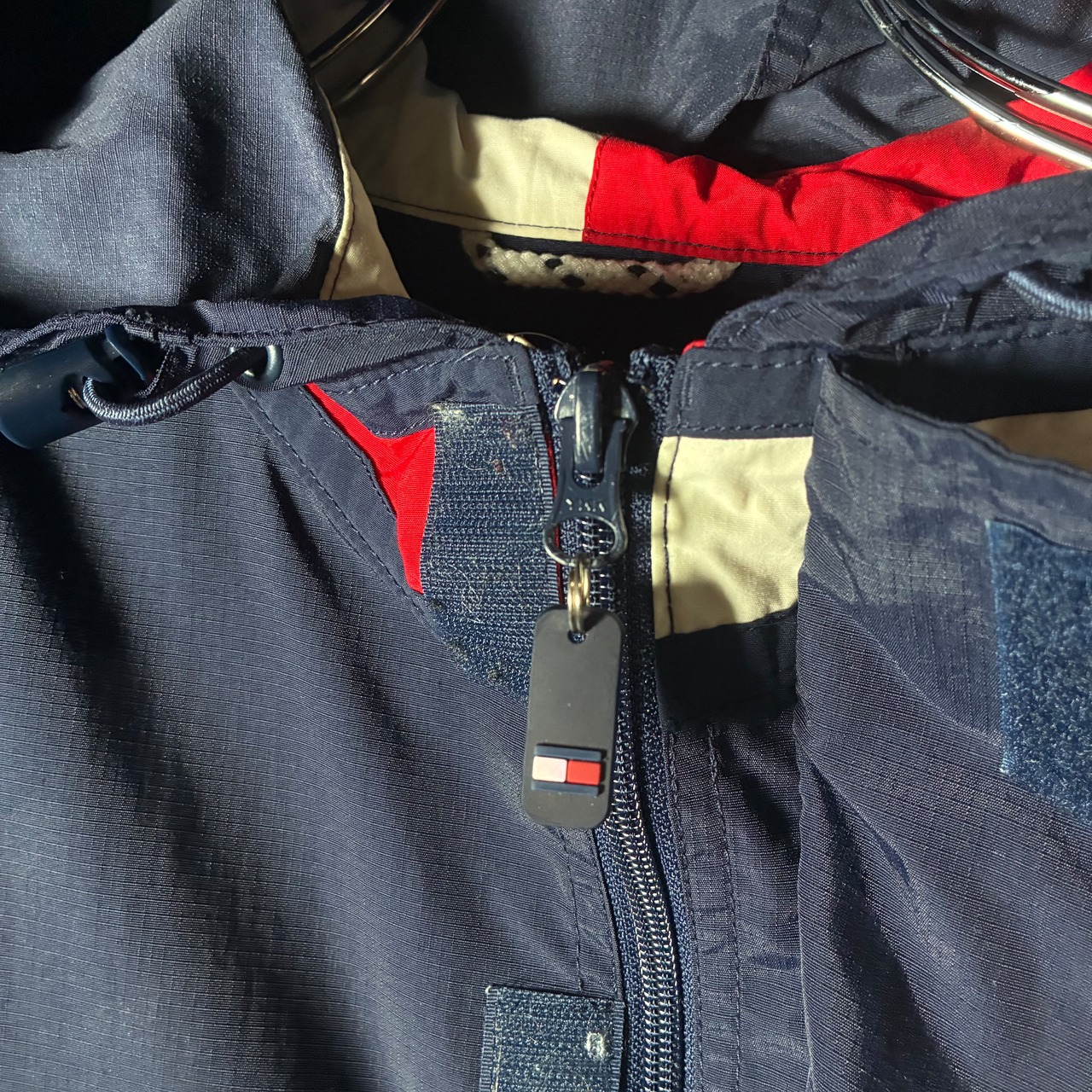 90s TOMMY HILFIGER ナイロンマウンテンパーカー ネイビー リップストップ ミドル丈 ドローコード