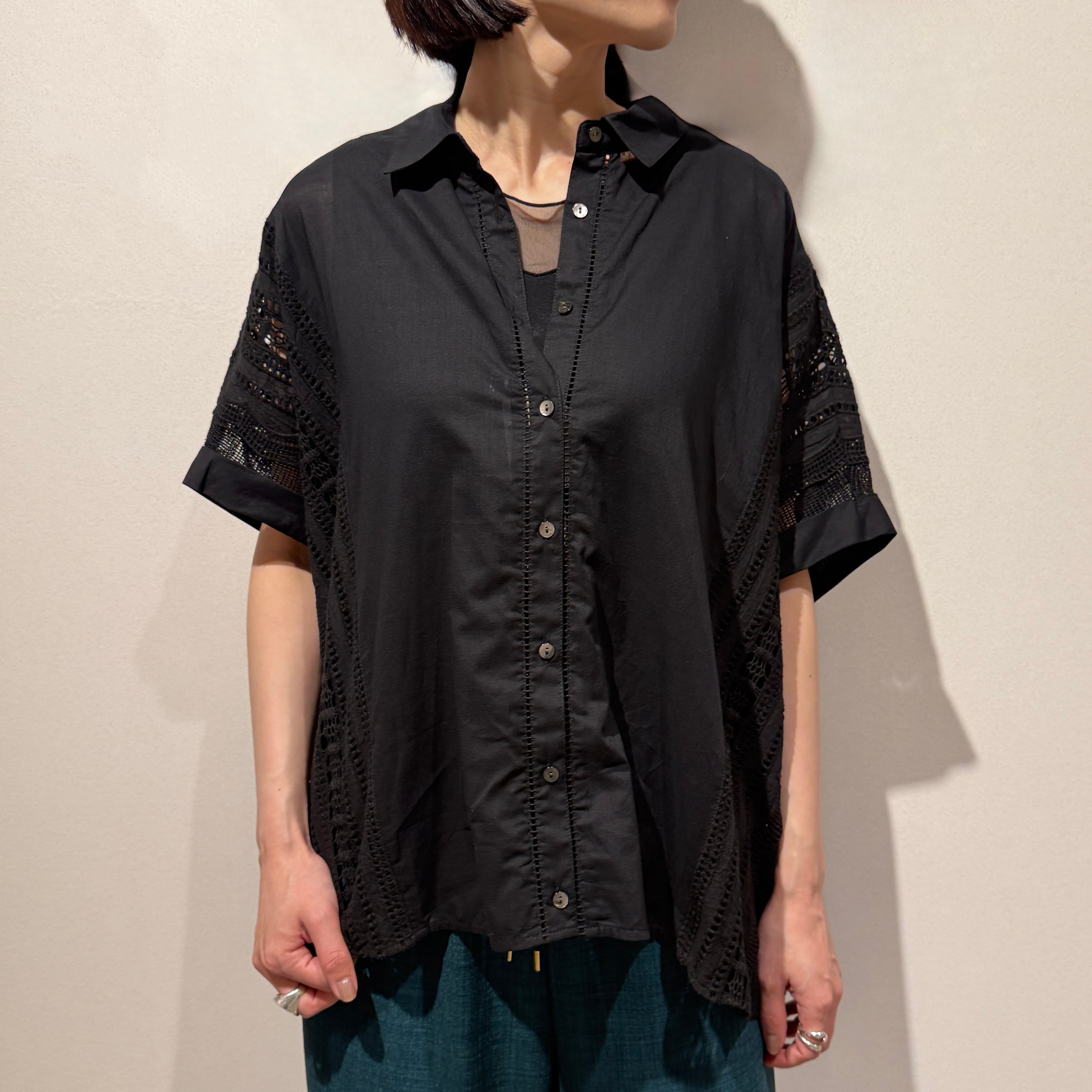 【オンライン限定】レース切替ドルマンシャツ