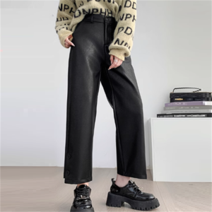 【送料無料】 パンツ ボトム テーパードパンツ ロング アンクル丈 ポケット ハイウエスト レザー PU生地 かわいい 大人可愛い 大人女子 綺麗 シンプル カジュアル 大人 おしゃれ お洒落 こなれ感 ラフ コンサバ 着痩せ ヘルシー 無地 冬 30代 40代 レディース 女性用 ママ 授業参観 お出かけ 女子会 お呼ばれ 休日 お茶会 アウトドア 着回し 普段使い オルチャン 韓国 ファッション コーデ 体型カバー プチプラ 定番 デイリーユース   垢抜け