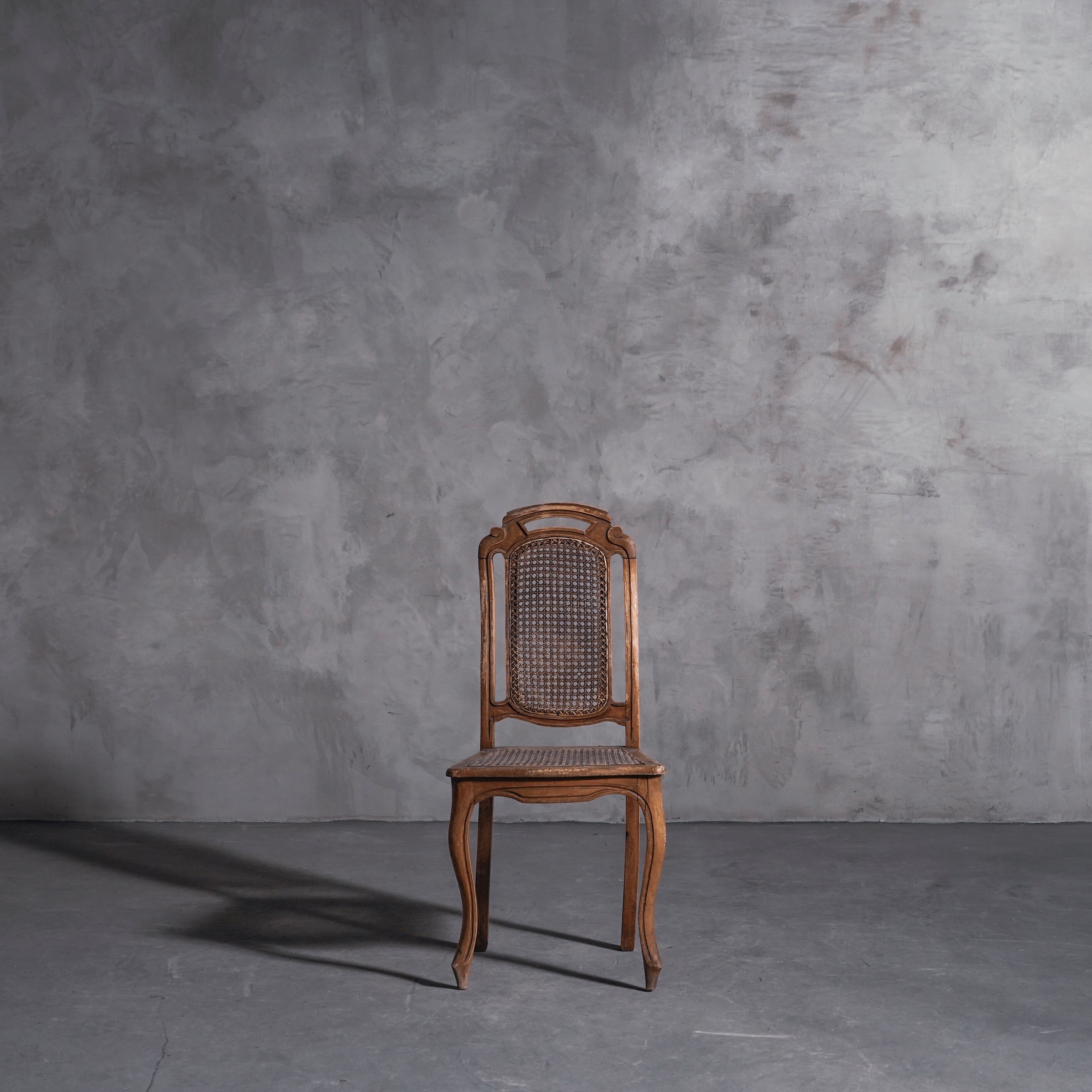 チェア/ラタンシートチェア/アンティーク椅子/フレンチ家具/ディスプレイ/撮影小物/撮影アイテム