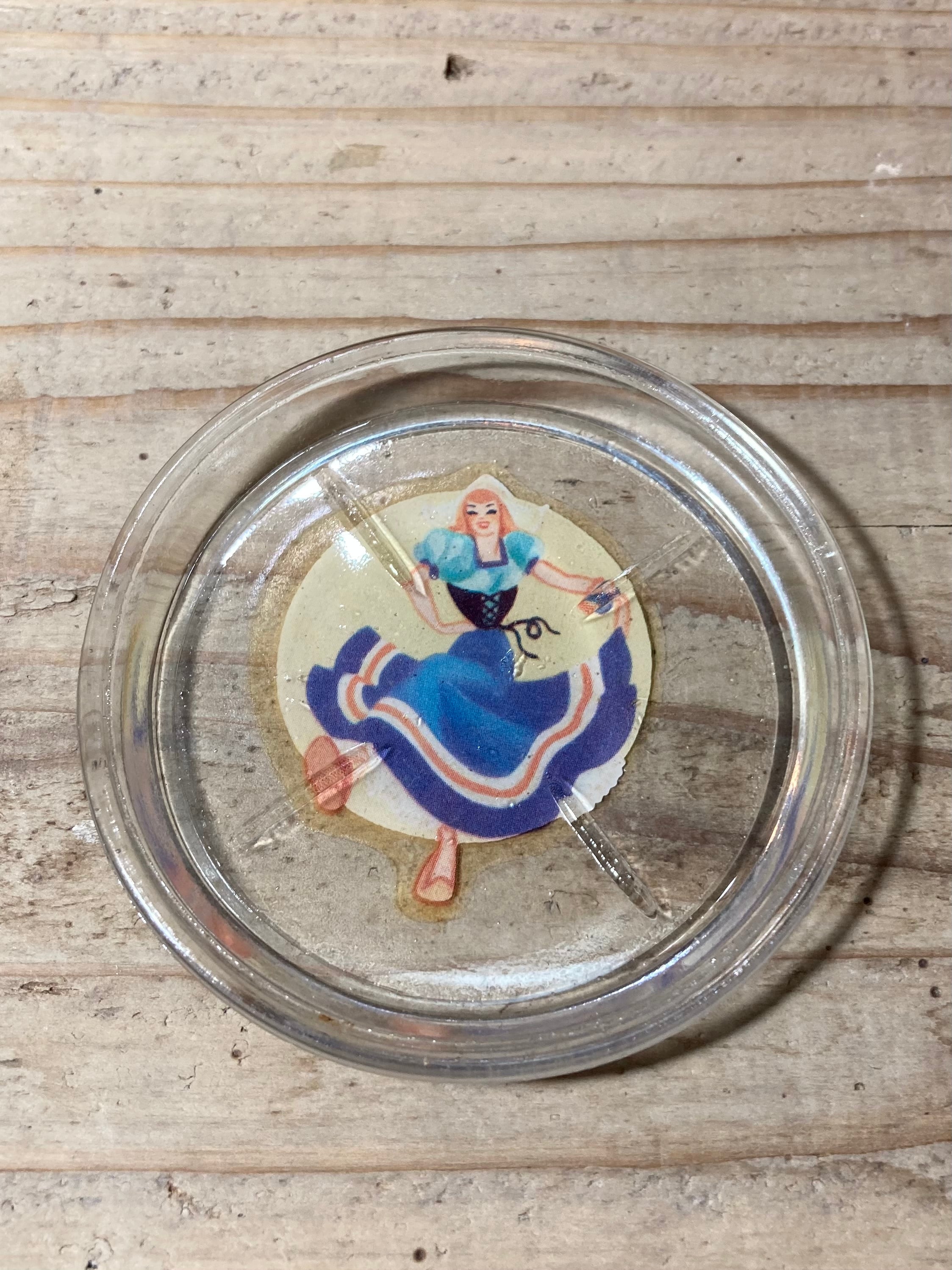 40s VINTAGE GLASS COASTER (beady antiques)