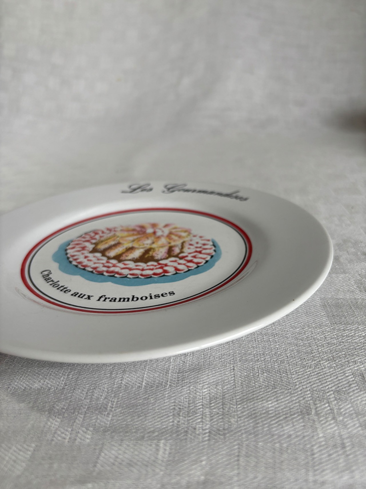 ケーキ皿　デザートプレート　Les Gourmandises　おやつシリーズ シャルロット　Veritable Porcelain  12twec20-3