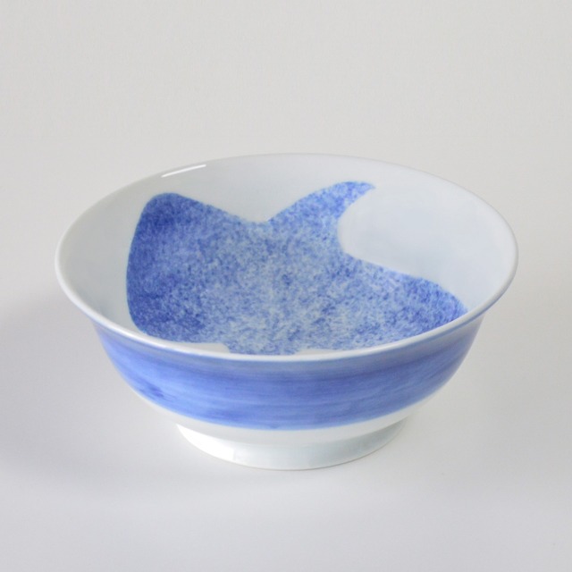 海のシルエット ラーメン鉢（ジンベイザメ）