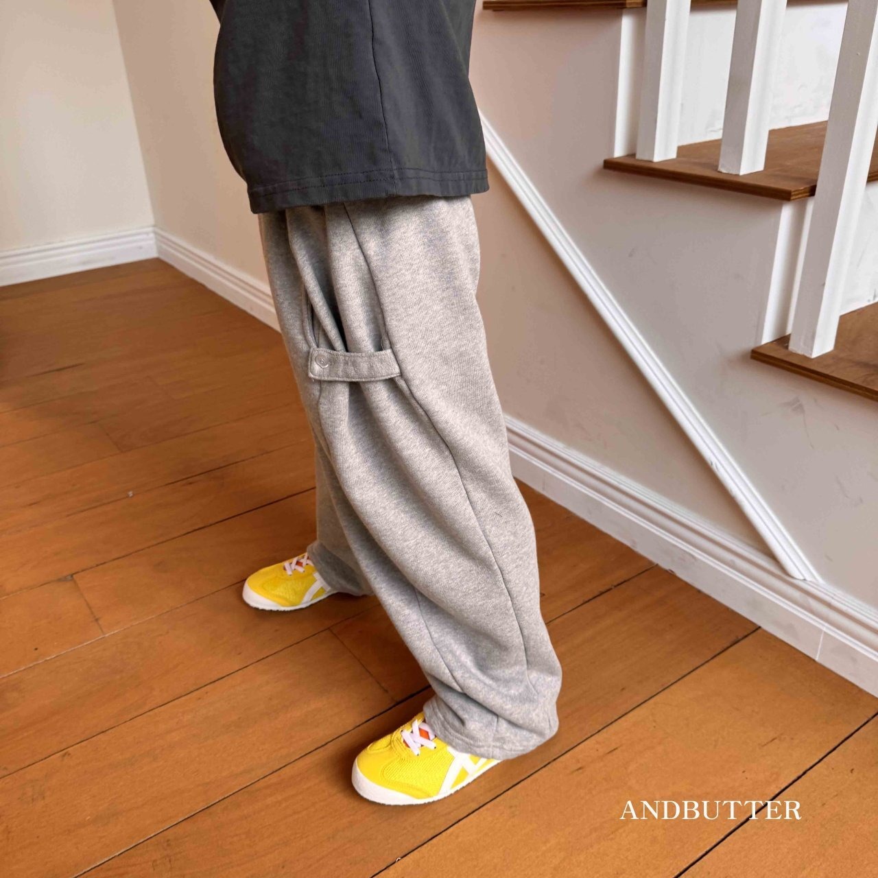 【and butter】ボタンワイドスウェットパンツ グレー 130cm - 17