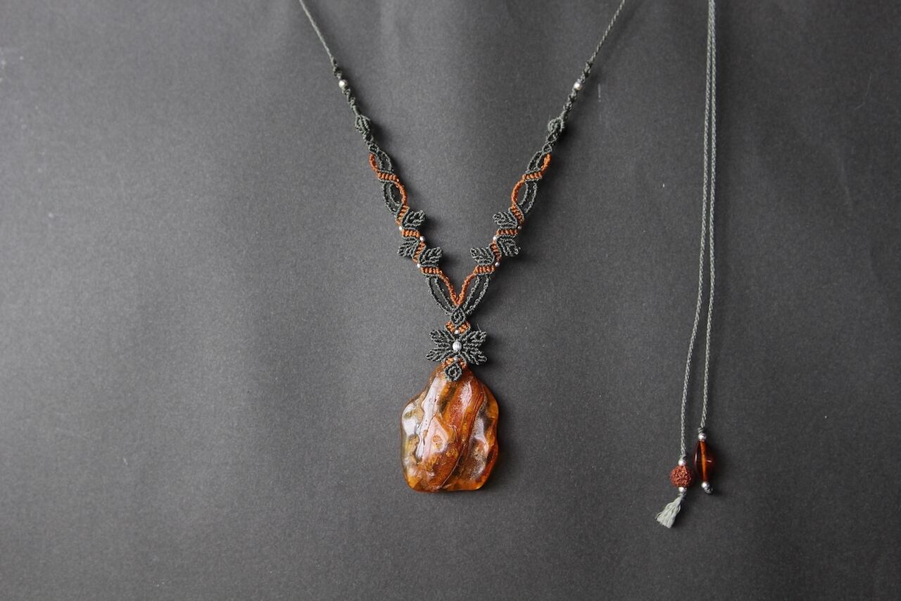 Amber micro macrame design necklace