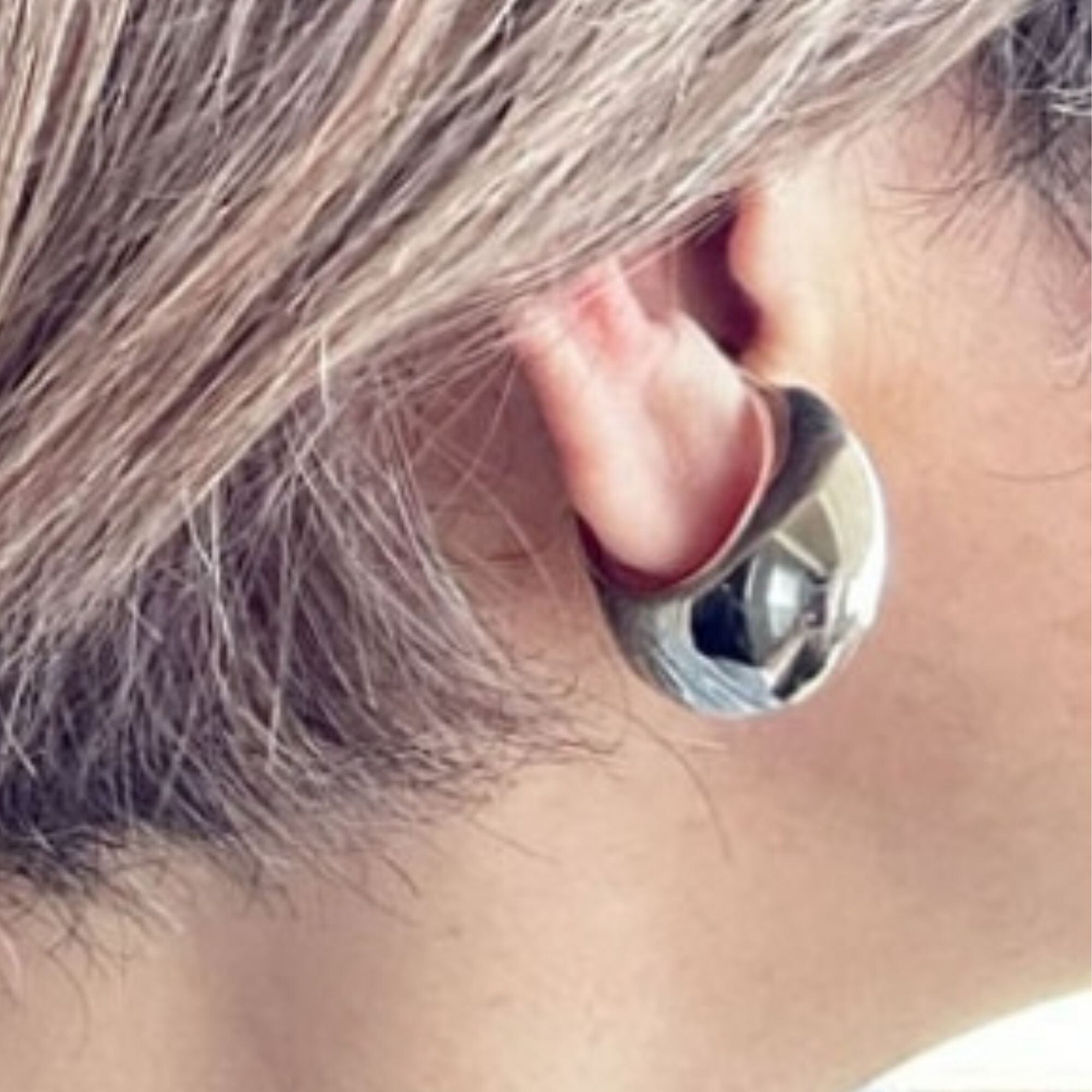 立体のイヤーカフ｜SCULPTURAL