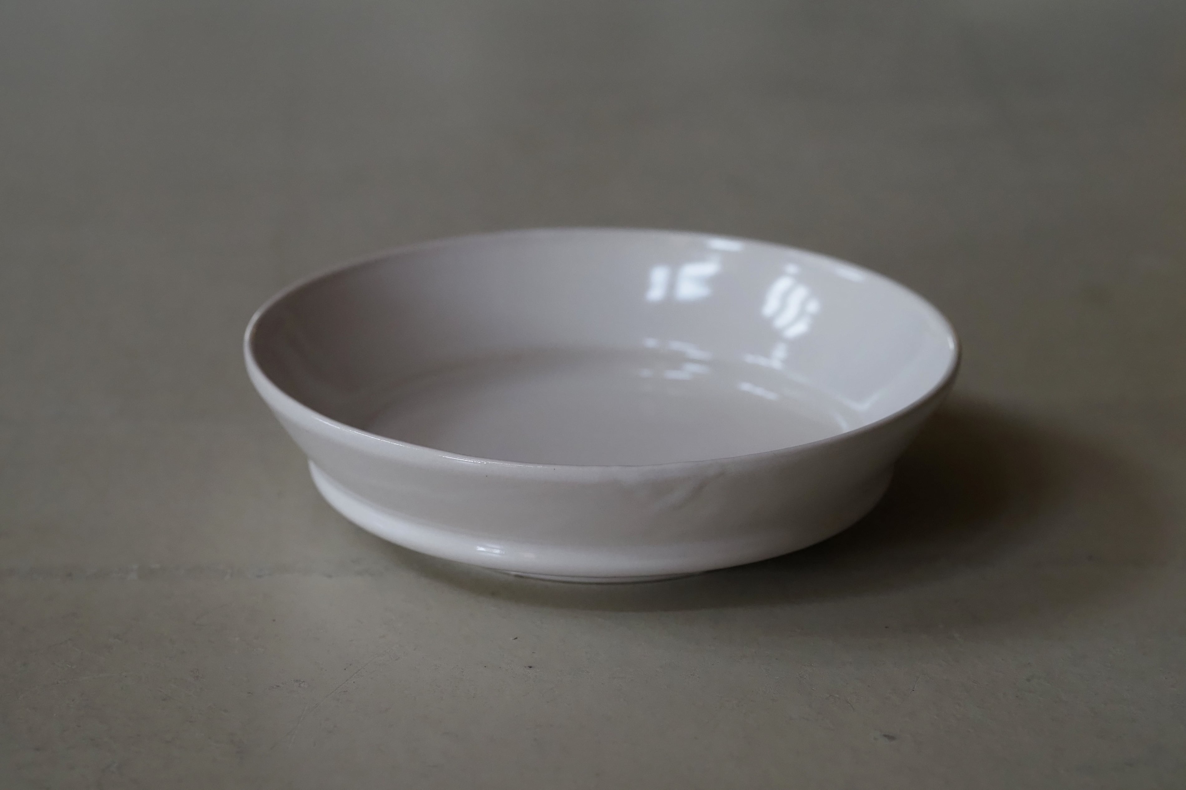 岡田直人 26.リム反り深皿