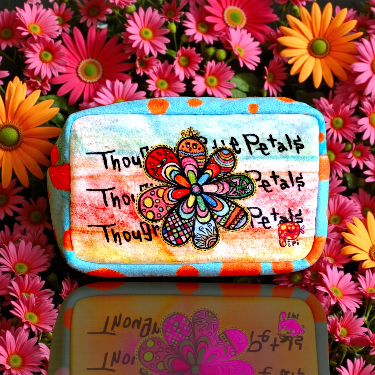 pipi もこもこポーチ 花びらの想いたち