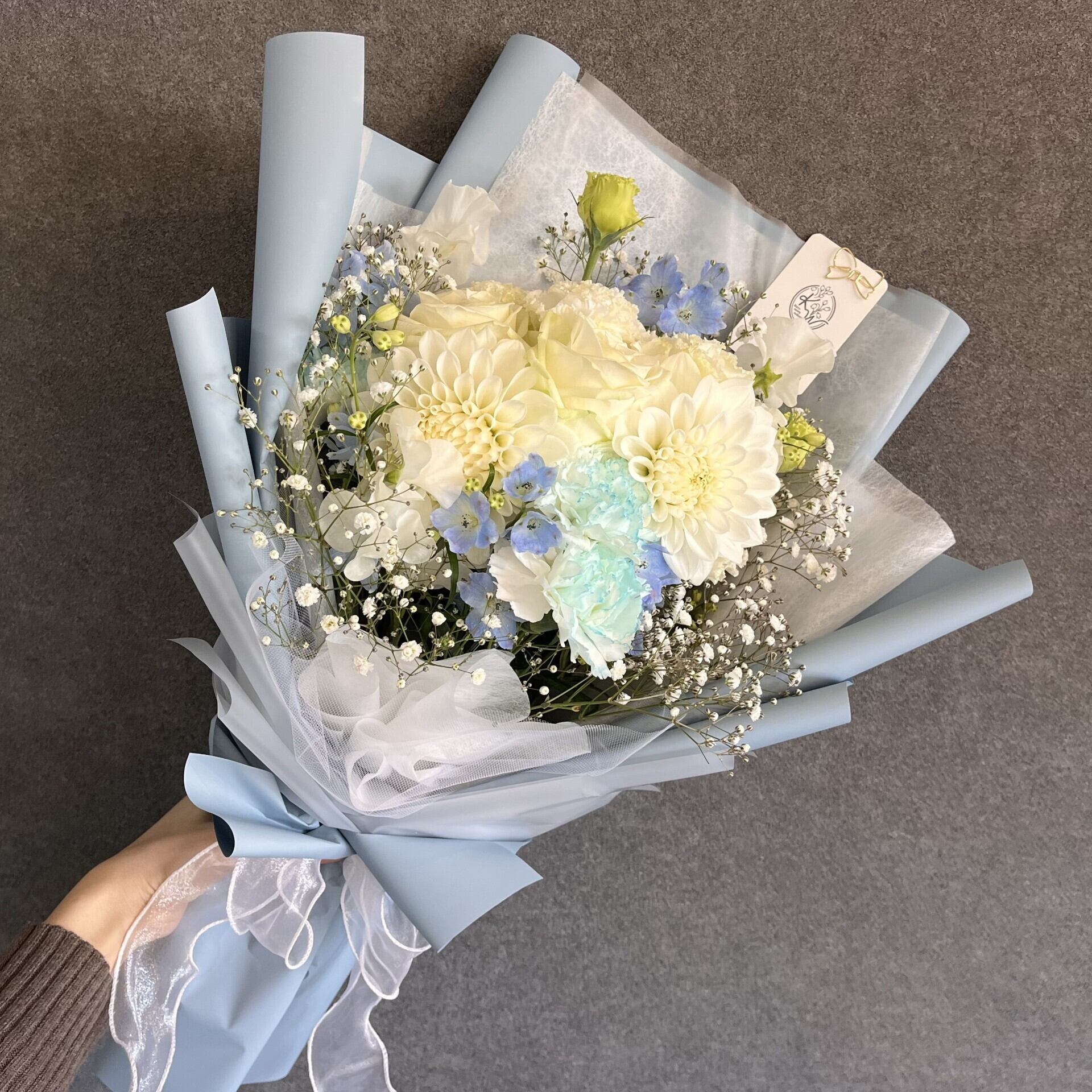 咲き誇るバラ花束ブランケット ピンクハウスZARAソウルベリーnorth韓国 店舗受取り】bouquet 韓国ブーケ | くろさわ図鑑 | 花畑にある花屋