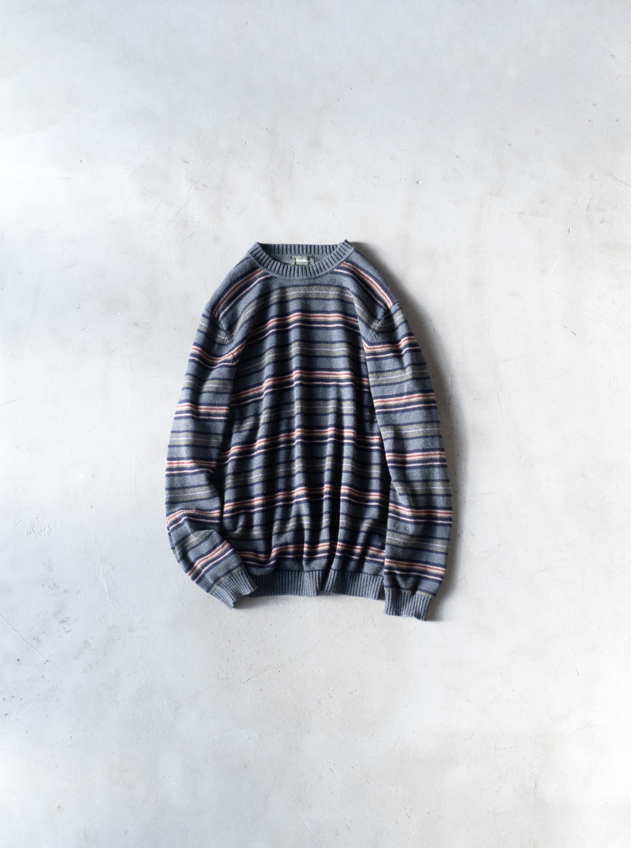 "Eddie Bauer" used Multi border cotton knit
