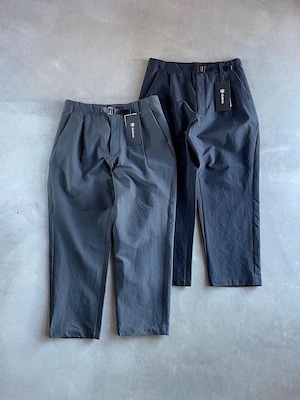 GOLDWIN【One Tuck Tapered Ankle Pants】MN