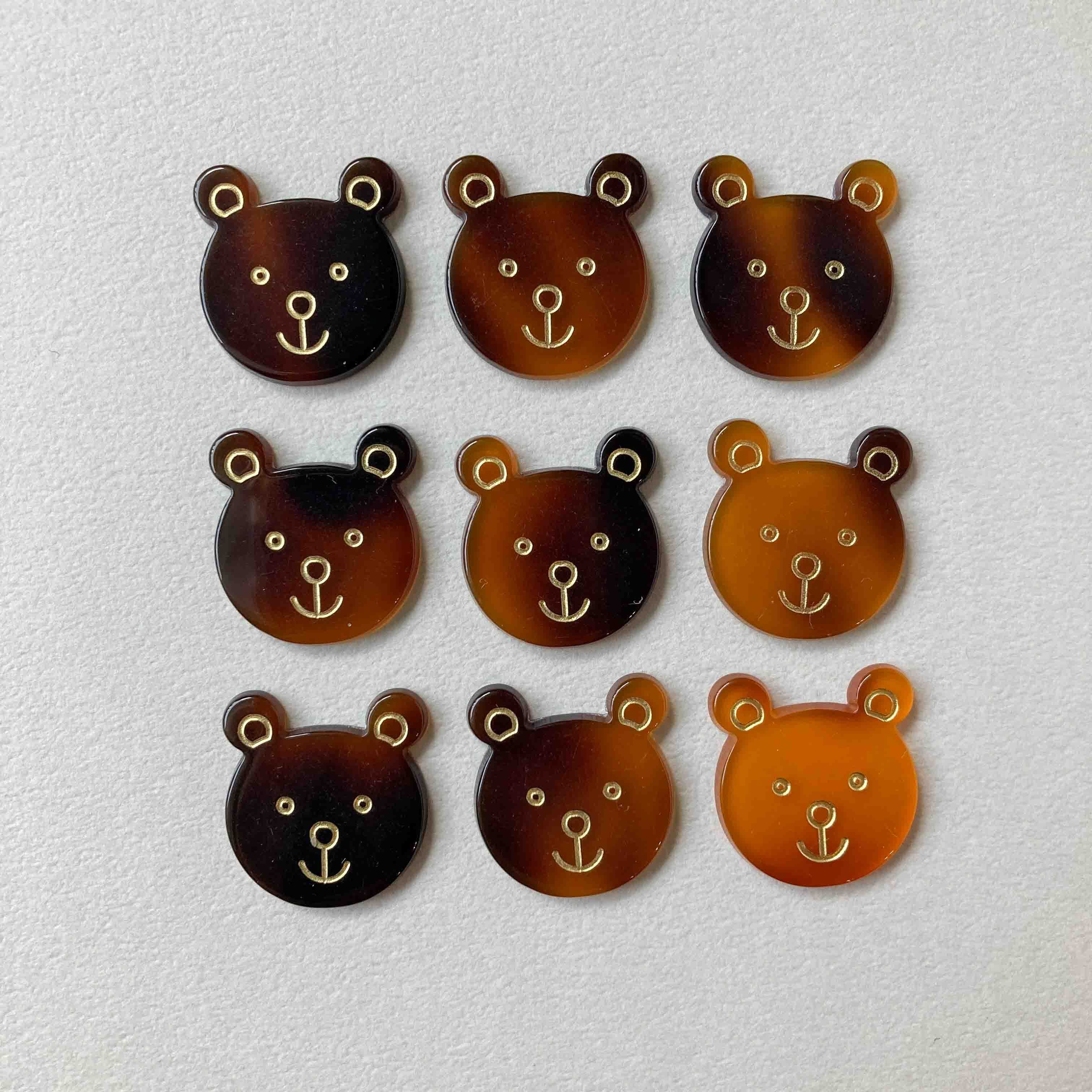 丸顔クマのデコパーツ | Dua-アクセサリーパーツショップ