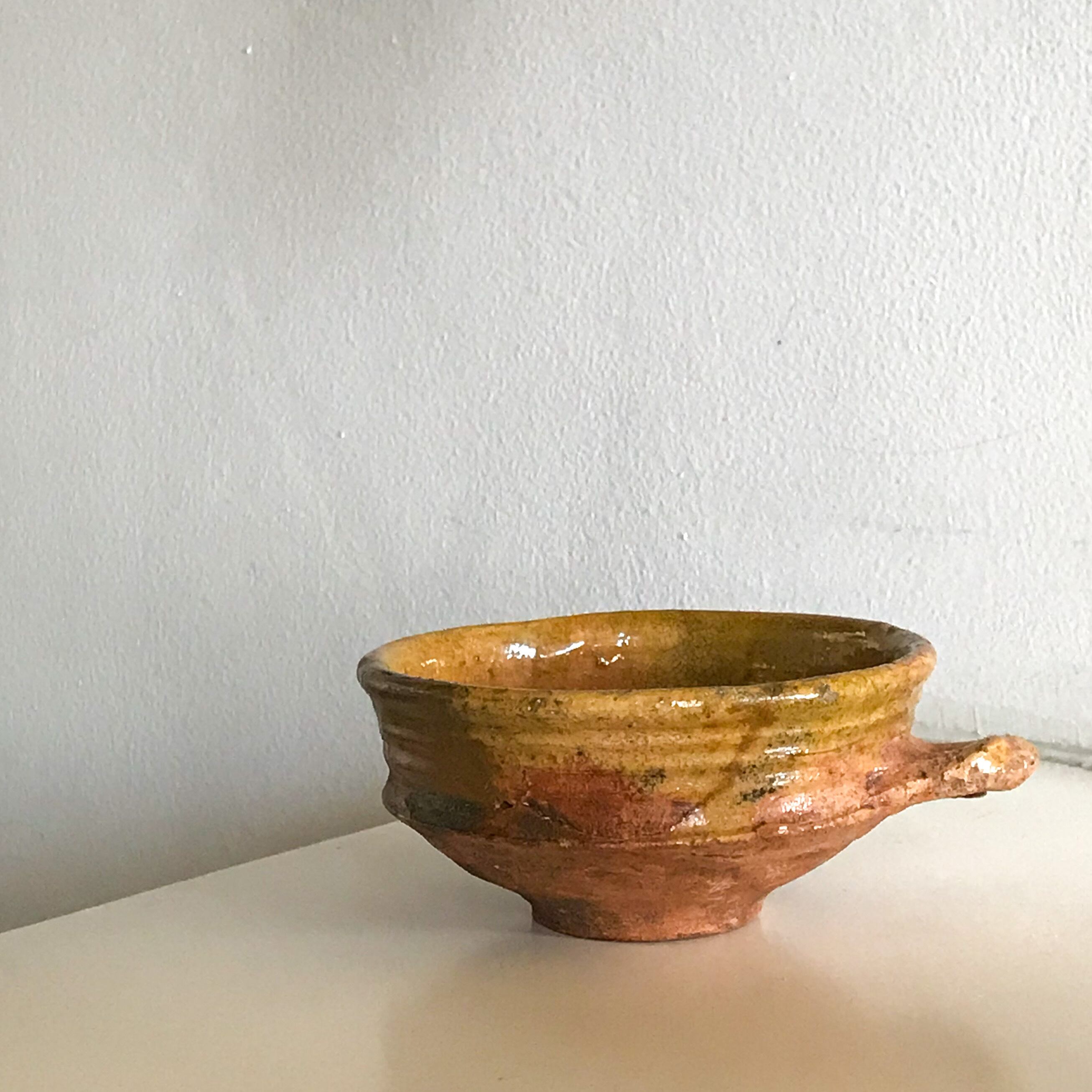 黄釉のカップ【ヨーロッパ・19世紀】 | 暮らしの骨董店《モノクラシィ》