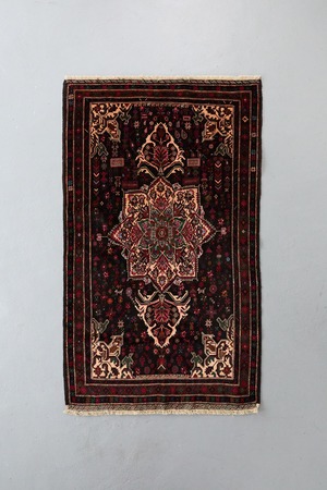 No.444 ヴィンテージラグ　バルーチ　アフガニスタン産（213×123cm）ダークブラウン　アイボリー　レッド　グリーン