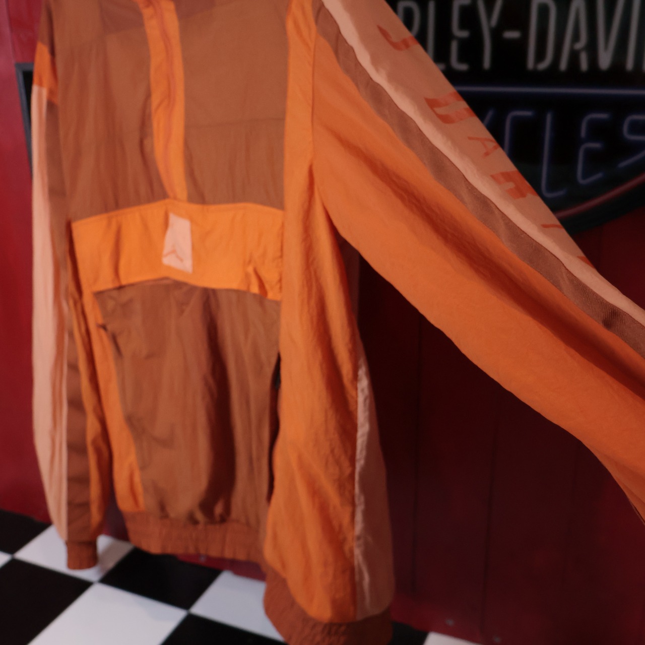 00s AIR JORDAN ハーフジップナイロンアノラックパーカー　オレンジ　ジョーダン　M