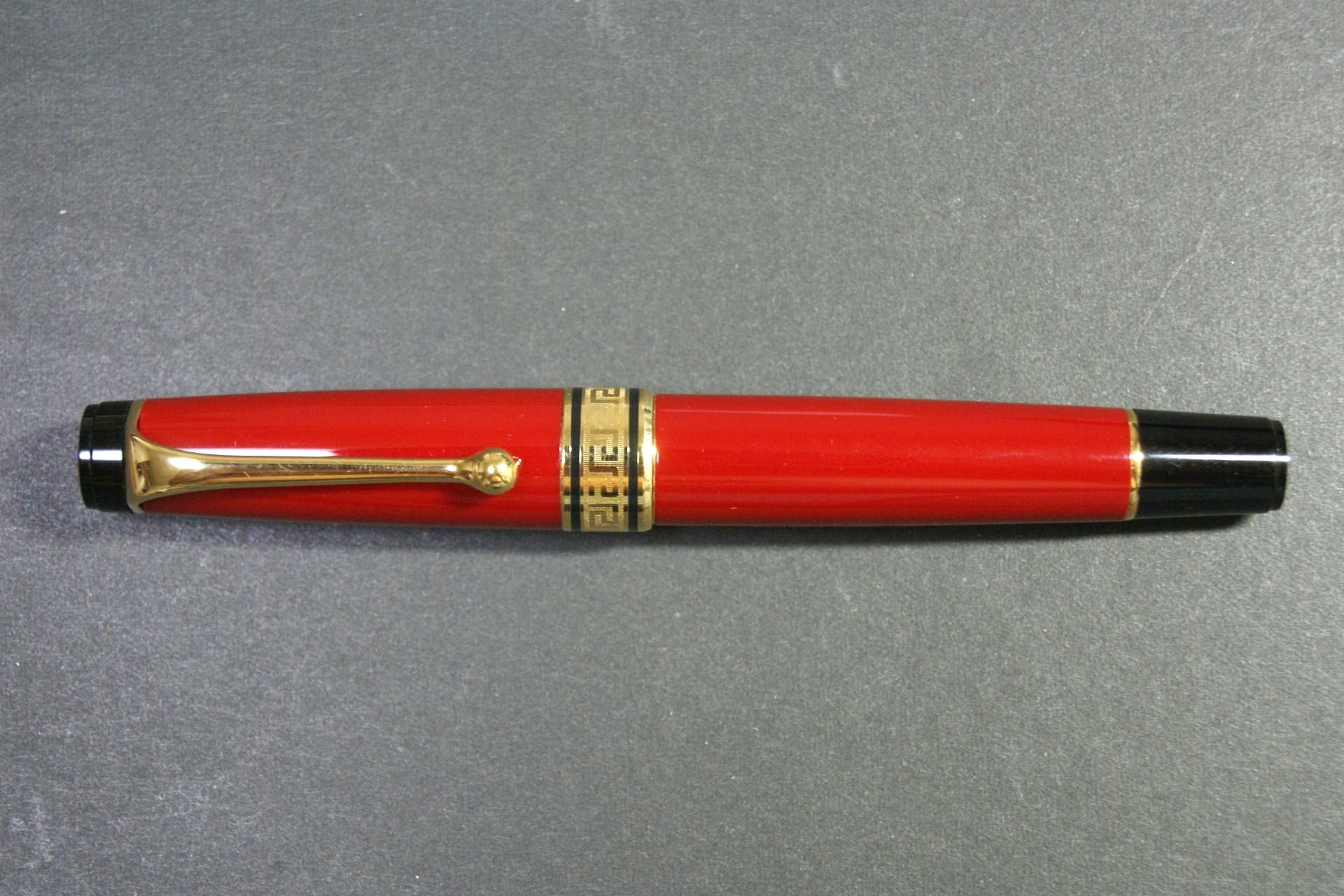 アウロラ オプティマ ボルドー AURORA Optima 14K （細字