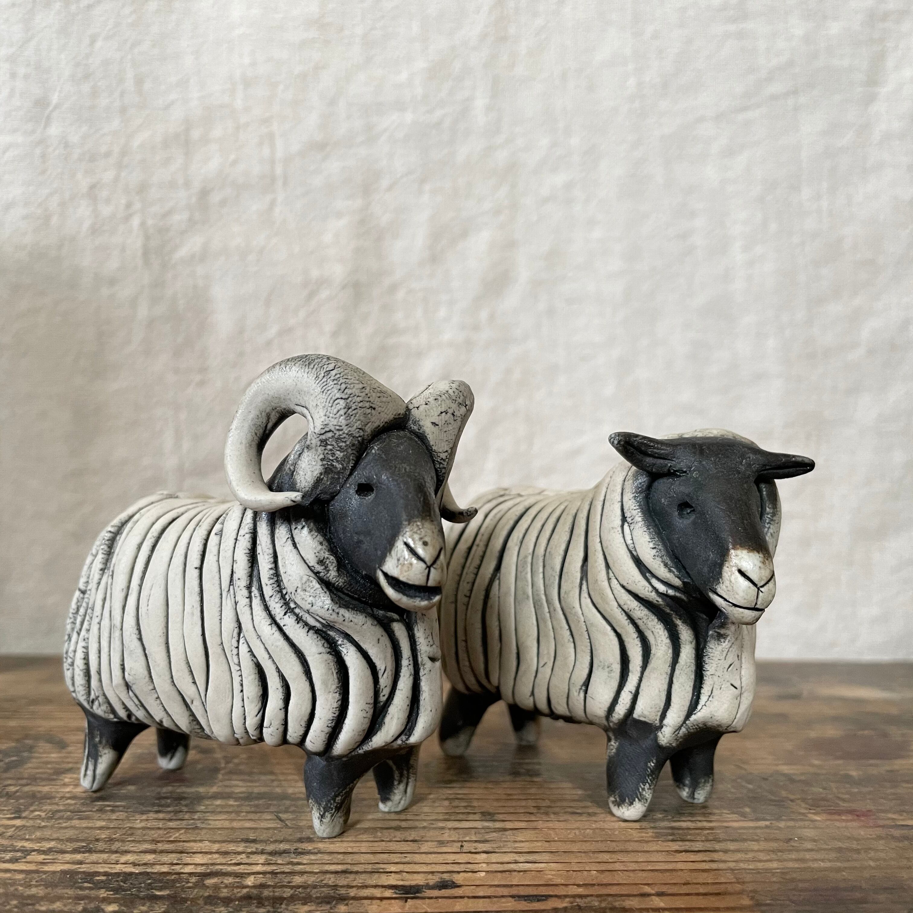 ほほえみ羊夫婦