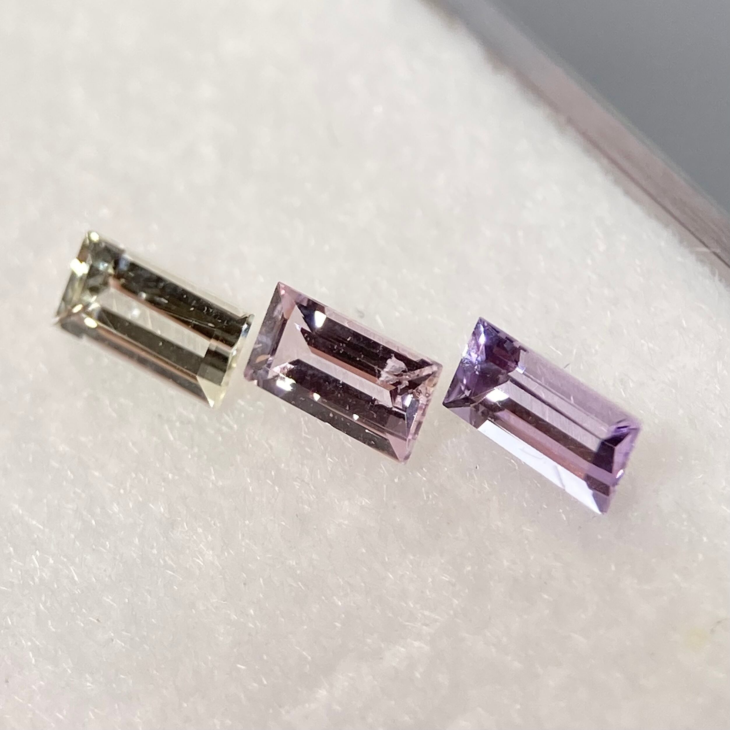 静寂のサファイア 3石セット B r-0649 | 天然石とアクセサリーの店 梨