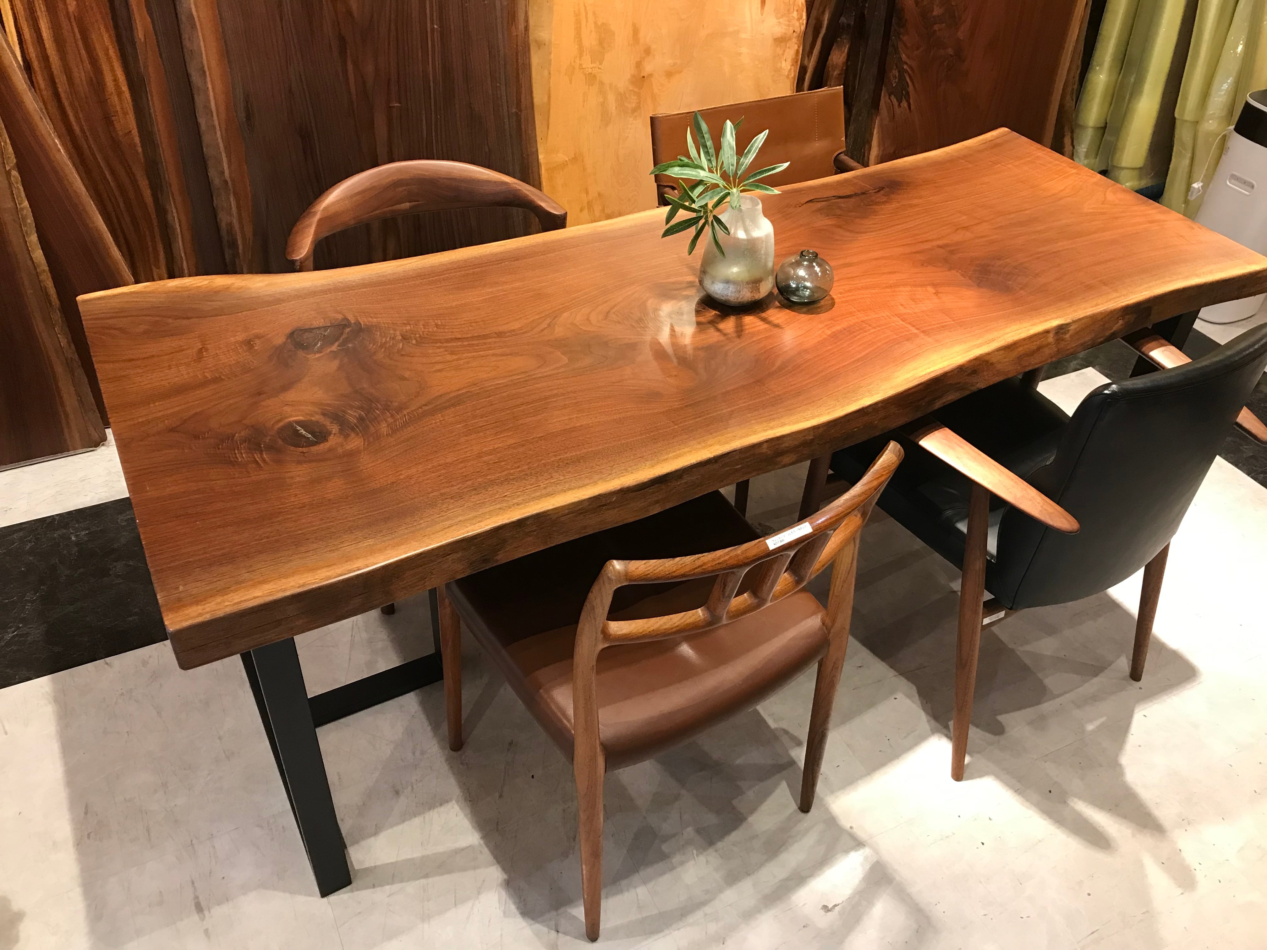 一枚板(ウォールナット) ウォールナット_1940×700-720-770×57_横浜元町店_テーブル天板/一枚板