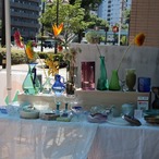 ねじねじ取っ手の青ピッチャー