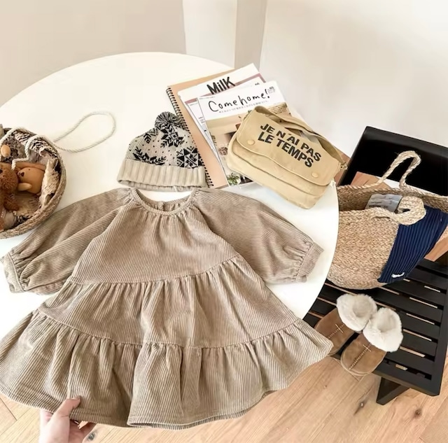 【取寄】ふわっとゆったり着られるコーデュロイフリルAラインワンピース