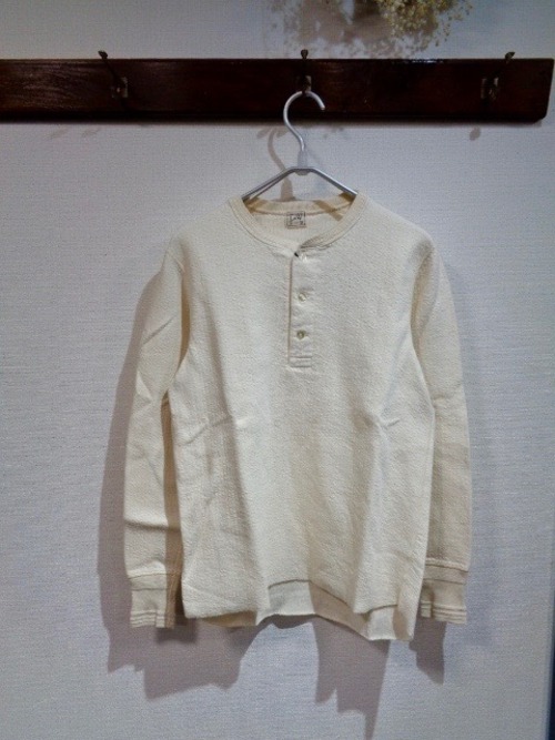LOOP&WEFT・DOUBLE FACE JACQUARD KINIT HENLEYNECK THERMAL・ヴィンテージアイボリー
